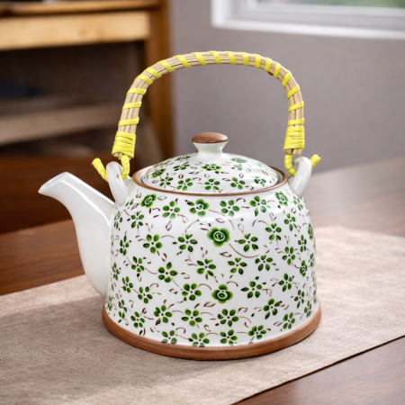 إبريق شاي سيراميك نقشة زهور باللون الاخضر