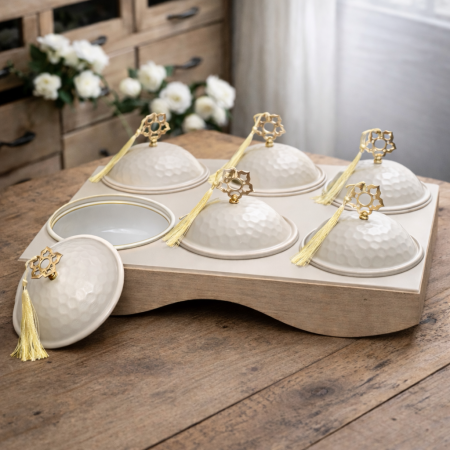 مضيفة فاخر 6 علب معدن قاعدة خشبية بيج