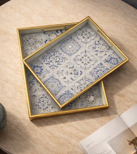 طقم صواني نقشة تراثية أزرق فاتح - قطعتين