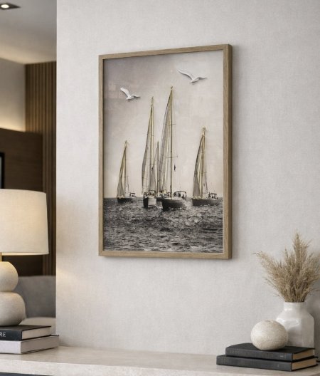 برواز مراكب بحرية هادئة