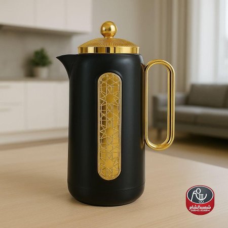 اسود وذهبي